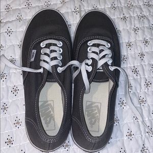 Vans Authentic Lo Pro shoes